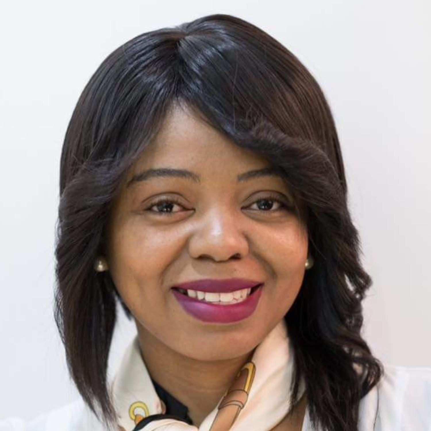 Bibiana DANIEL - Fondatrice Présidente de l'association Ndona Charity / CEO Sommet Santé Europe-Afrique