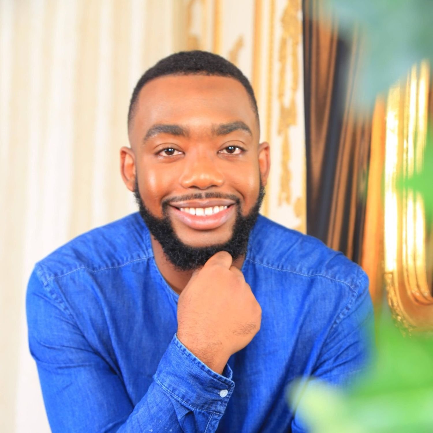 Loucky VILTON - Expert en transformation digitale & innovation technologique (Louck’s tech)